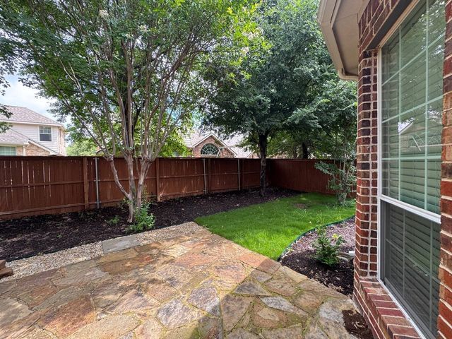 1161 Mission Lane, Lantana, TX 76226