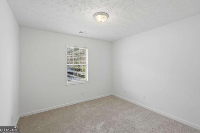 420 Stoneview Drive, Hoschton, GA 30548