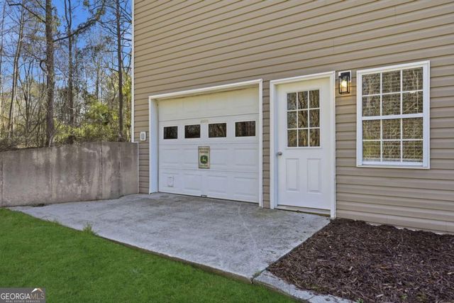 420 Stoneview Drive, Hoschton, GA 30548