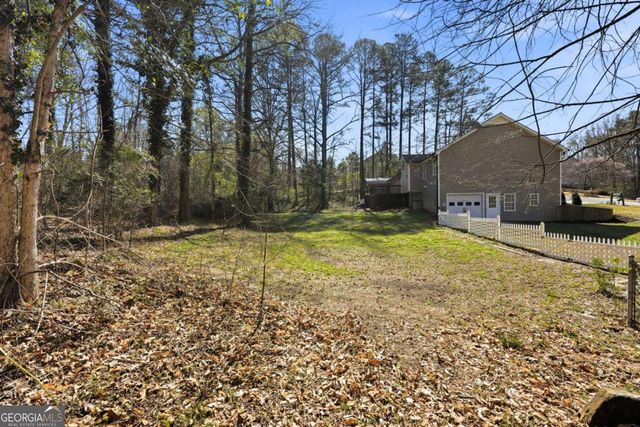 420 Stoneview Drive, Hoschton, GA 30548
