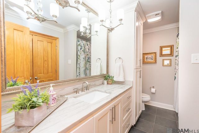 13147 Deerpath Way, Baton Rouge, LA 70816