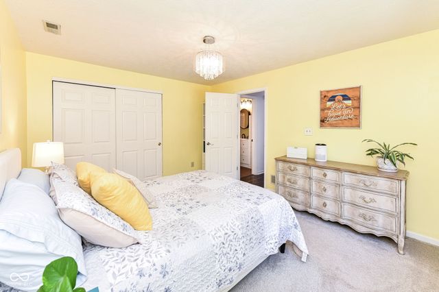 9691 Roxbury Drive, Fishers, IN 46038