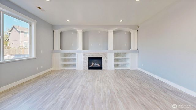 3625 181st Street E, Tacoma, WA 98446