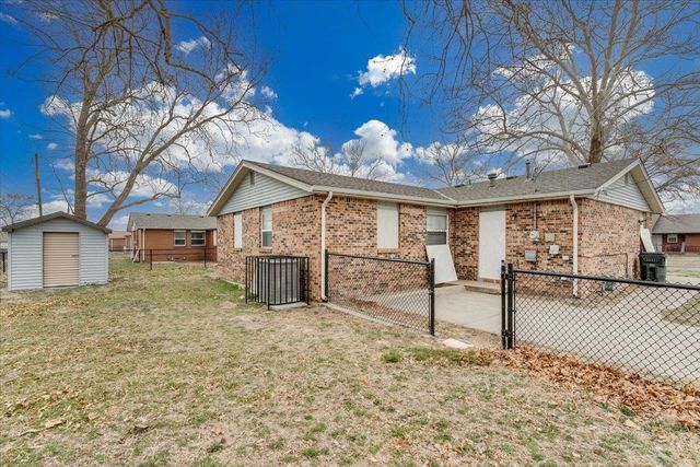 1502 E Del Mar, Wichita, KS 67216