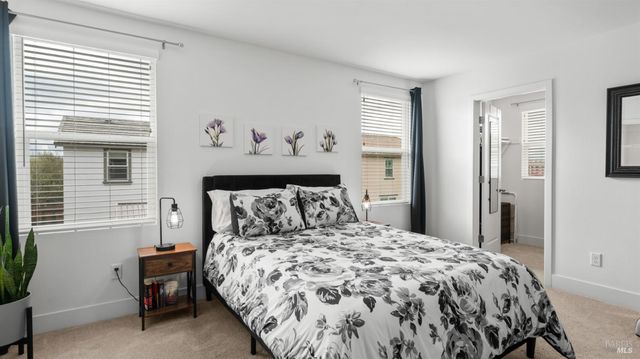 6083 Oak Leaf Pl, Rohnert Park, CA 94928