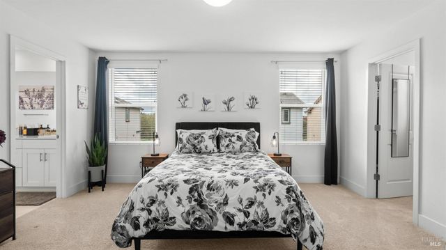 6083 Oak Leaf Pl, Rohnert Park, CA 94928