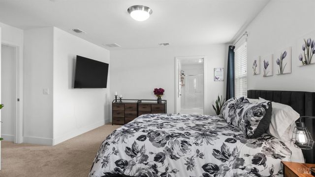 6083 Oak Leaf Pl, Rohnert Park, CA 94928