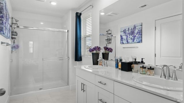 6083 Oak Leaf Pl, Rohnert Park, CA 94928