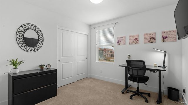 6083 Oak Leaf Pl, Rohnert Park, CA 94928