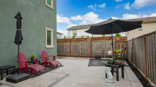 6083 Oak Leaf Pl, Rohnert Park, CA 94928