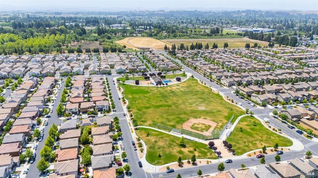 6083 Oak Leaf Pl, Rohnert Park, CA 94928