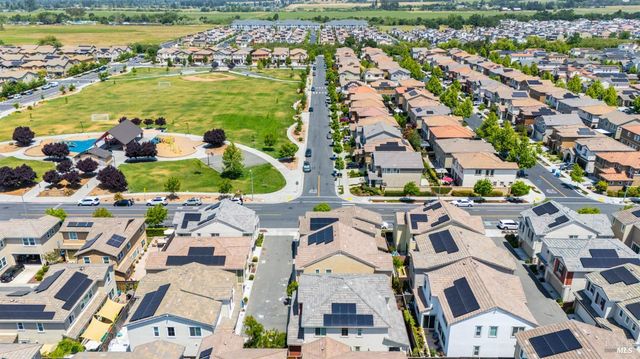 6083 Oak Leaf Pl, Rohnert Park, CA 94928