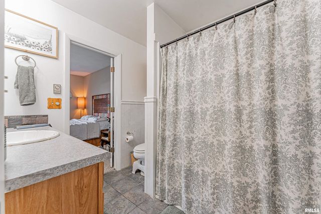 420 Brentwood Rd Unit 105, Morton, IL 61550