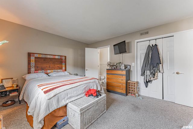 420 Brentwood Rd Unit 105, Morton, IL 61550