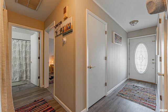 420 Brentwood Rd Unit 105, Morton, IL 61550