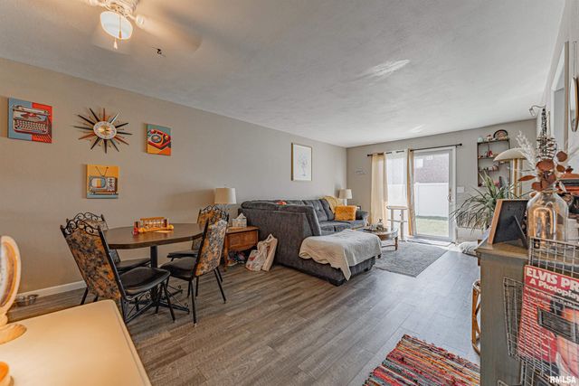 420 Brentwood Rd Unit 105, Morton, IL 61550