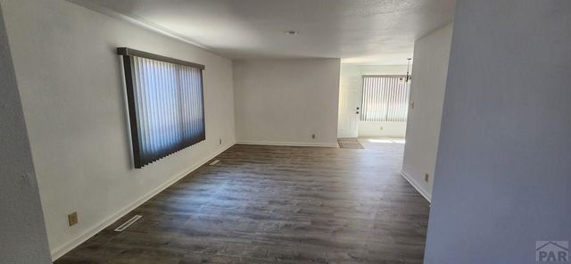148 E Douglas Lane, Pueblo, CO 81001