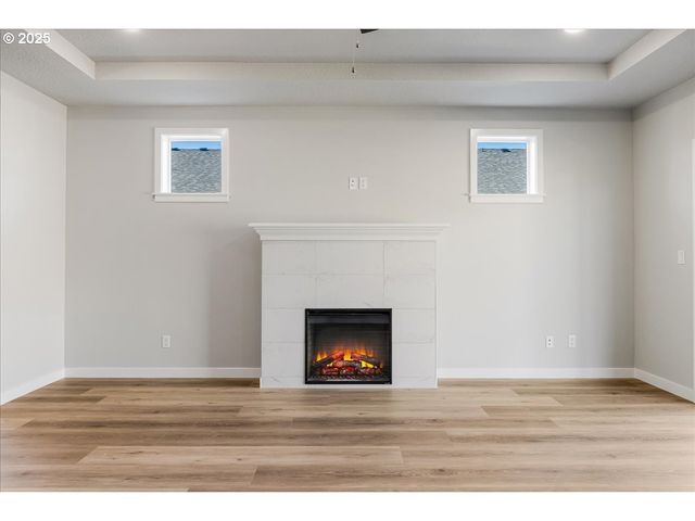 822 E Wilson St, Carlton, OR 97111