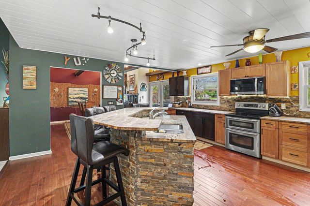 165 East Avenue, Grass Lake Vlg, MI 49240