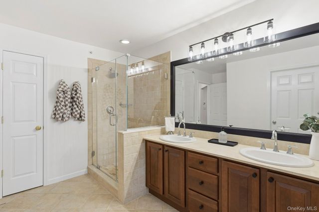 1708 Half Moon Bay Drive, Croton-on-hudson, NY 10520