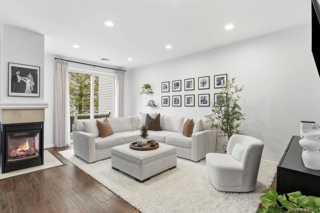 1708 Half Moon Bay Drive, Croton-on-hudson, NY 10520