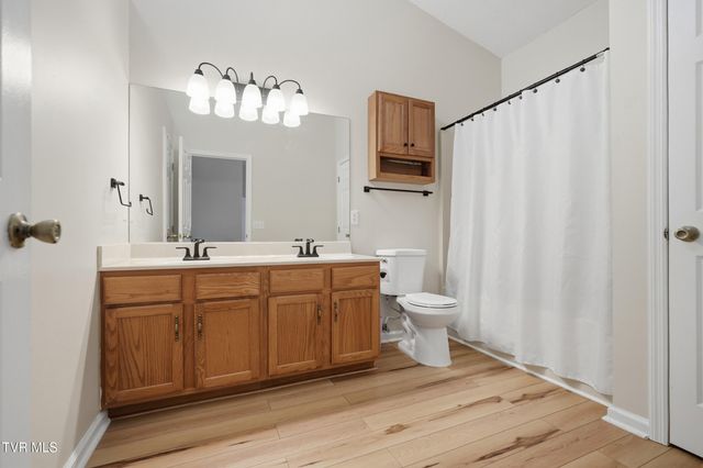 303 Phoenix Court 303, Kingsport, TN 37663