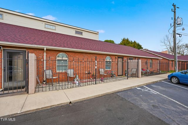 303 Phoenix Court 303, Kingsport, TN 37663