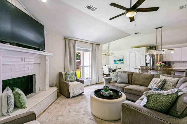 810 Weeping Willow Court, Allen, TX 75002