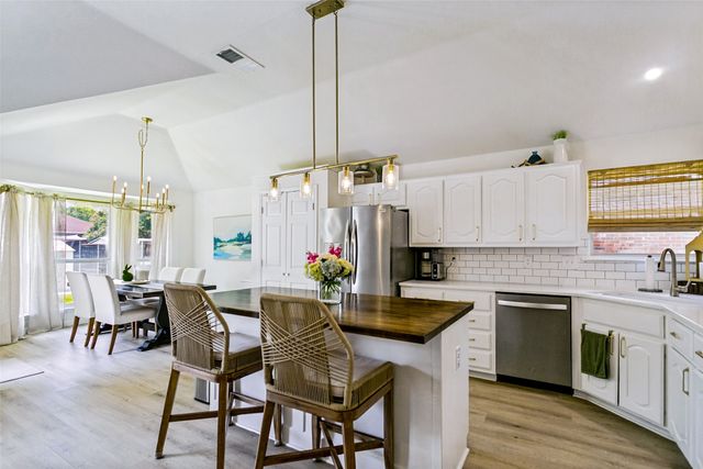 810 Weeping Willow Court, Allen, TX 75002