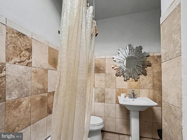 621 N EDGEWOOD ST, Baltimore, MD 21229