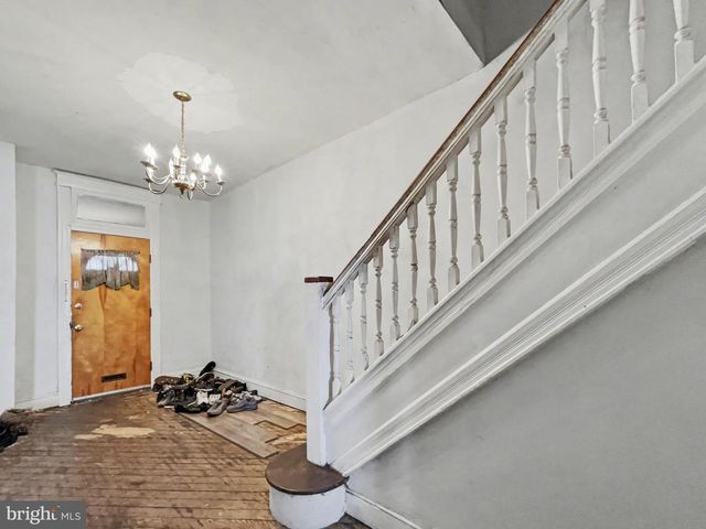 621 N EDGEWOOD ST, Baltimore, MD 21229