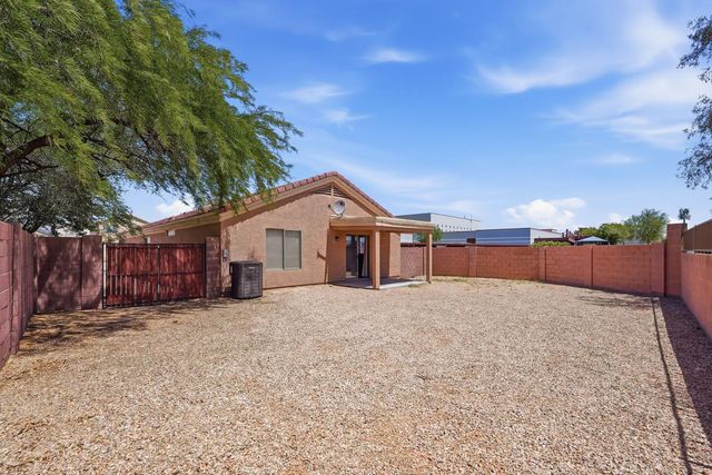 23851 W Lasso Lane, Buckeye, AZ 85326
