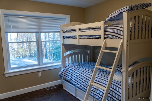 1 Moranda Lane, Mansfield, NY 14731