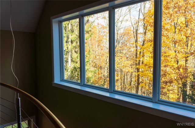 1 Moranda Lane, Mansfield, NY 14731