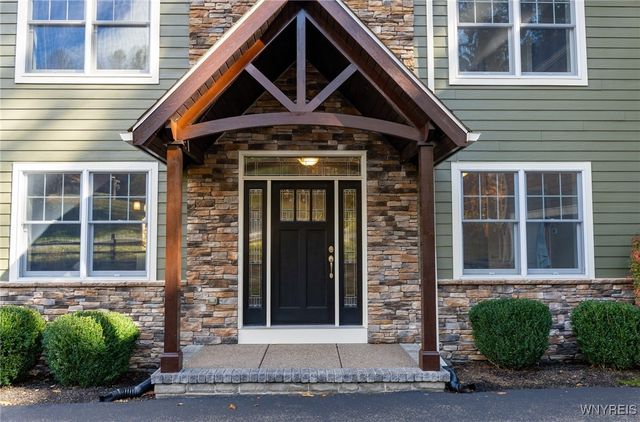 1 Moranda Lane, Mansfield, NY 14731