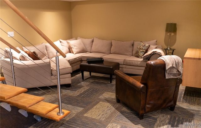 1 Moranda Lane, Mansfield, NY 14731