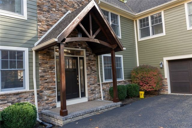 1 Moranda Lane, Mansfield, NY 14731