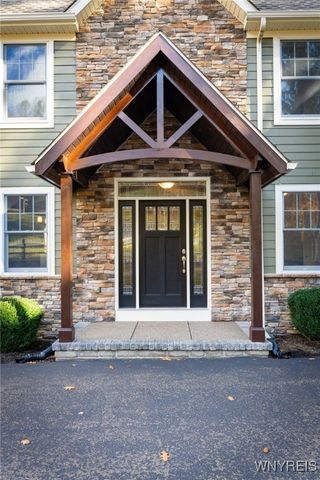 1 Moranda Lane, Mansfield, NY 14731