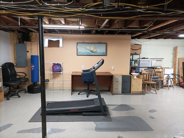 1 Newton Ave, Quincy, MA 02170