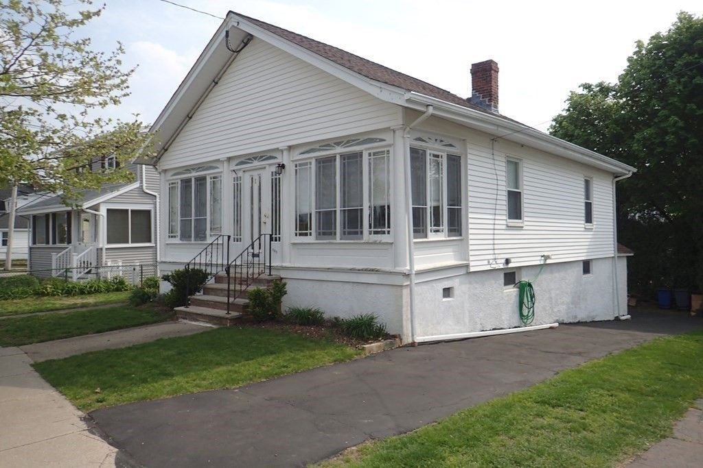 1 Newton Ave, Quincy, MA 02170