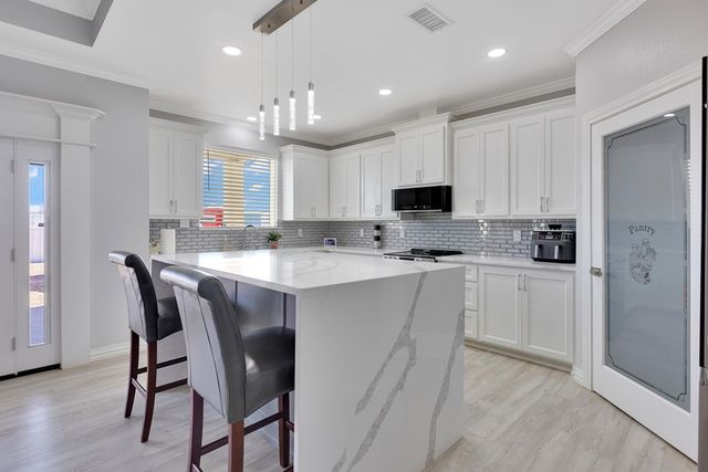 1020 N Navajo Ave, Odessa, TX 79763