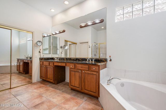 4645 N Black Rock Place, Tucson, AZ 85750