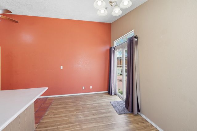 4443 Loren Avenue NW, Albuquerque, NM 87114