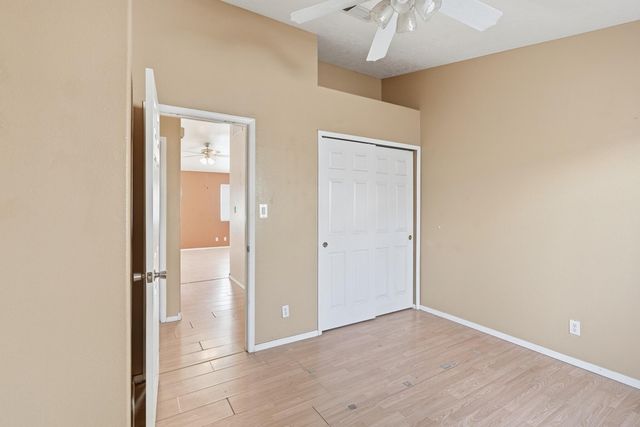 4443 Loren Avenue NW, Albuquerque, NM 87114