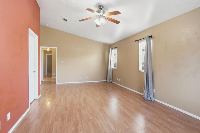 4443 Loren Avenue NW, Albuquerque, NM 87114