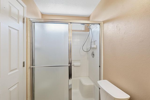 4443 Loren Avenue NW, Albuquerque, NM 87114