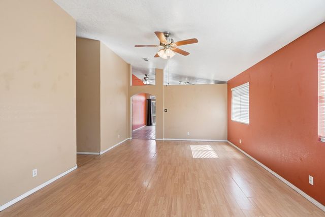 4443 Loren Avenue NW, Albuquerque, NM 87114