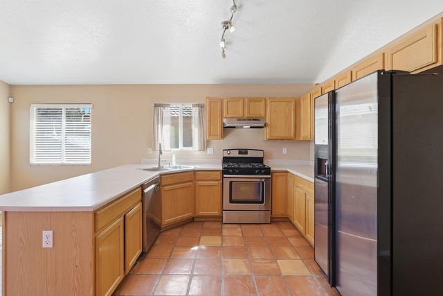 4443 Loren Avenue NW, Albuquerque, NM 87114