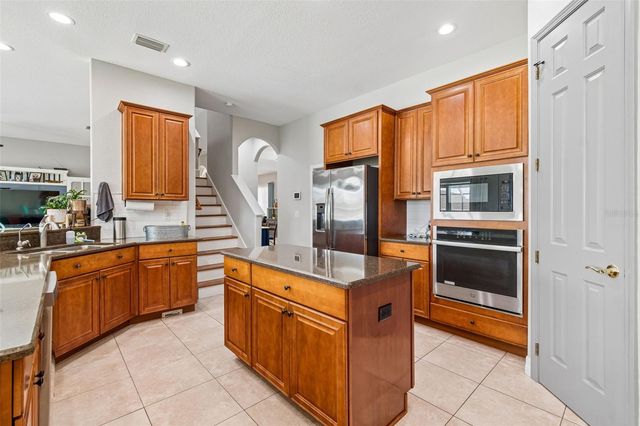 11830 NEWBERRY GROVE LOOP, Riverview, FL 33579