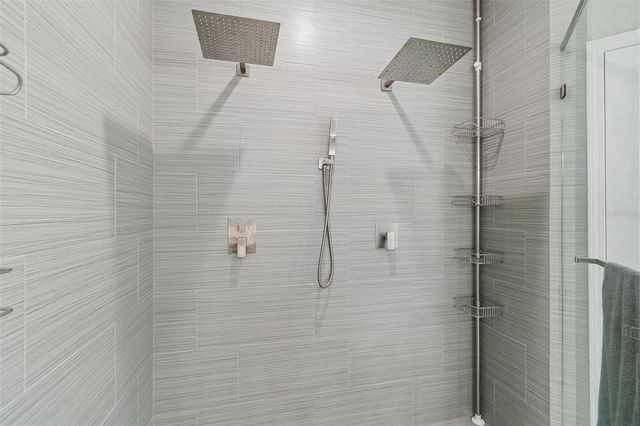 11830 NEWBERRY GROVE LOOP, Riverview, FL 33579